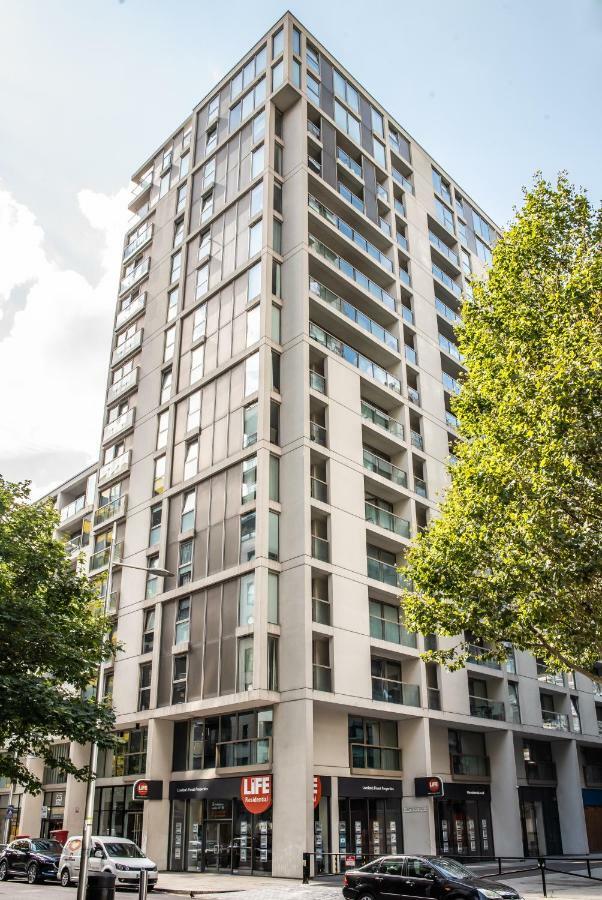 Cobalt Point, South Quay Apartment London Ngoại thất bức ảnh